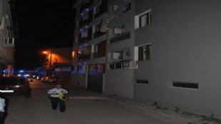 İzmirde balkondan düşen kişi hayatını kaybetti