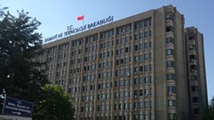 Sanayi Bakanlığında 560 personel açığa alındı