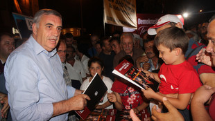 AA'nın Dakika Dakika FETÖ'nün Darbe Girişimi kitabı