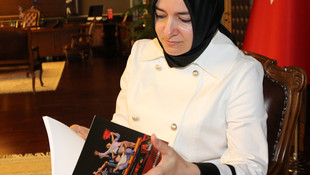 AA'nın Dakika Dakika FETÖ'nün Darbe Girişimi kitabı