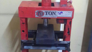 Adana'da sahte plaka operasyonu