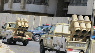 Bağdat'ta askeri geçit töreni