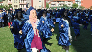 Bartın Üniversitesinde mezuniyet töreni