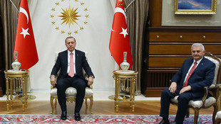 Başbakan YAŞtan çıkan kararları onaylatmak için Beştepeye gitti