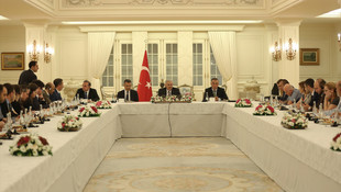 Başbakan Yıldırım yabancı gazetecileri kabul etti
