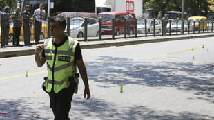 Başkentte polisten kaçan bir kişi vurularak gözaltına alındı