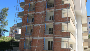 Bayburt'ta inşaattan düşen işçi öldü