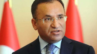 Bekir Bozdağ: Gülenin kaçma ihtimali var