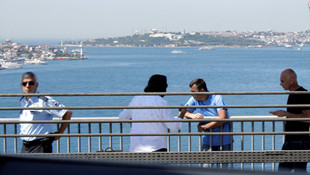 Boğaziçi Köprüsü'nde intihar girişimi