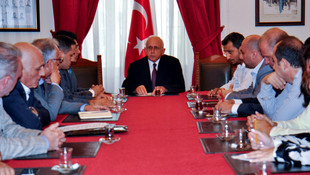 Büyükelçi Fakılı, Budapeşte'de STK temsilcileriyle bir araya geldi