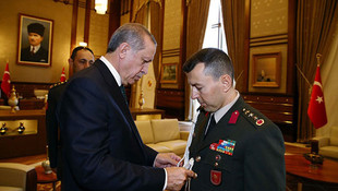 Cumhurbaşkanlığında başyaverlik kaldırılıyor