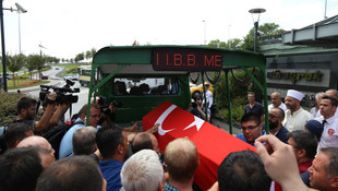 Demokrasi şehitleri son yolculuğuna uğurlanıyor