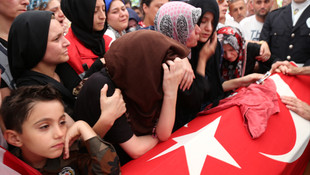 Demokrasi şehitleri son yolculuğuna uğurlanıyor