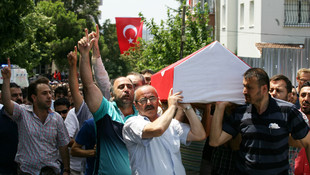 Demokrasi şehitleri son yolculuğuna uğurlanıyor