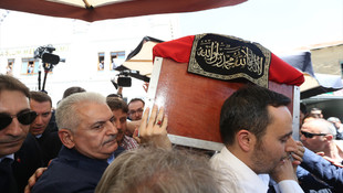 Demokrasi şehitleri son yolculuklarına uğurlanıyor