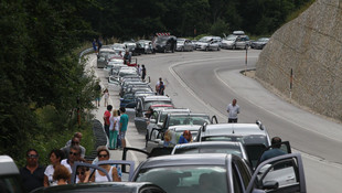 Dereköy Sınır Kapısı'nda bayram yoğunluğu