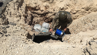 Diyarbakır'da 2 ton patlayıcı ele geçirildi
