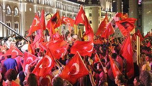 FETÖ'nün darbe girişimine dünyadan tepkiler