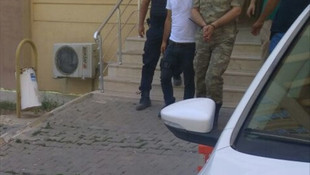 FETÖ'nün darbe girişimiyle ilgili soruşturma kapsamında Şırnak'ta gözaltına alınan Çakırsöğüt Jandarma Komando Tugay Komutanı Tuğgeneral Ali Osman Gürcan tutuklandı.