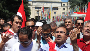 FETÖ'nün darbe girişimine dünyadan tepkiler