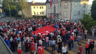 FETÖ'nün darbe girişimine dünyadan tepkiler