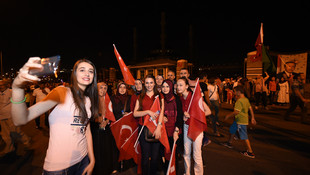 FETÖ'nün darbe girişimine tepkiler