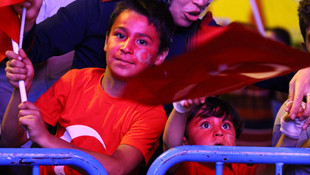 FETÖ'nün darbe girişime tepkiler