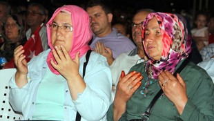 FETÖ'nün darbe girişimine dünyadan tepkiler