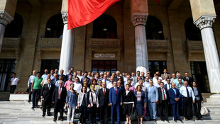 Gazi Üniversitesi'nde devir teslim