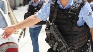 Gaziantep'te polis aracına silahlı saldırı