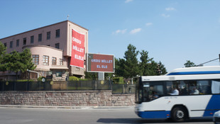 Genelkurmay'dan afişli mesaj