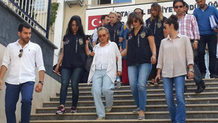 Gözaltına alınan gazeteciler adliyeye sevk edildi