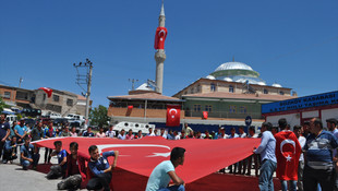 Hakkari'de zırhlı polis aracının devrilmesi