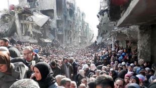 Halepte insani koridorun açılmasıyla Türkiye sınırına doğru göç başladı