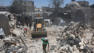 İdlib ve Halep'te pazar yerlerine saldırı