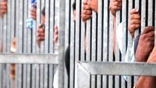 İsrail hapishanesindeki Filistinli tutuklular açlık grevinde!