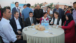 HDP Eş Genel Başkanı Demirtaş, Siirt'te iftara katıldı