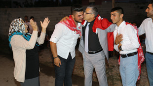 Iğdır protokolünden ikiz askerlere uğurlama