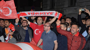 İstanbul ve Ankara'daki darbe girişimine dünyadan tepkiler