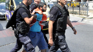 İzinsiz gösteriye polis müdahalesi