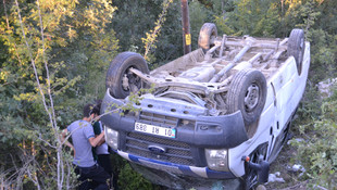 Kahramanmaraş'ta minibüs şarampole devrildi: 14 yaralı