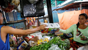 Venezuela gıda ve ilaç kriziyle boğuşuyor! Ülkenin yardımına Kolombiya koştu