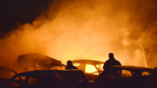 Kırşehir'de hurda araç deposunda yangın