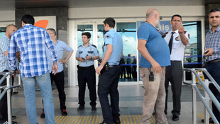 Kadıköyde bir mağazada yapılan tahliye anonsu paniğe neden oldu