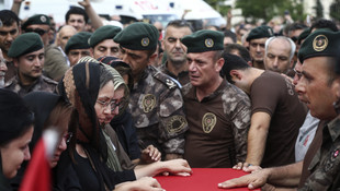 Özel Harekat Daire Beşkanlığı'nda şehit polis için tören