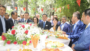 Ramazan Bayramı kutlanıyor