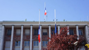 İstanbuldaki Fransız resepsiyonu güvenlik nedeniyle iptal edildi