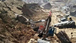 Siirt'te toprak kayması