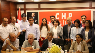 Siyasi partilerde bayramlaşma