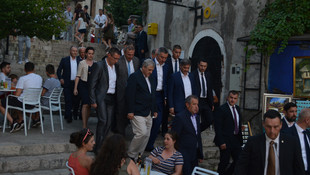 Tarihi Mostar Köprüsü'nün yeniden açılışının 12. yılı